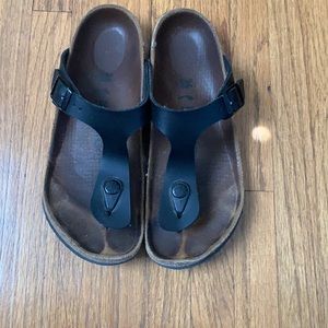 Size 34 Birkenstock Black Gizeh kids